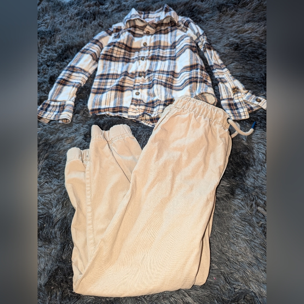 Tommy Bahama Plaid Shirt and Beige Pants Set